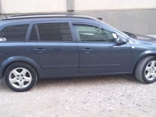 Opel Astra foto 2