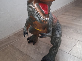 Dinozaur cu sunet foto 3