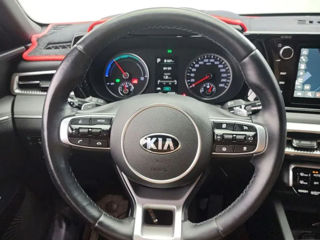 KIA K5 foto 13