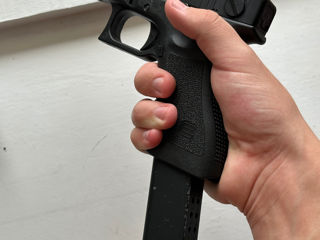 Umarex Glock 18C GBB отдаю за пол цены foto 2