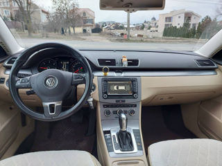 Volkswagen Passat foto 7