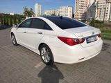 Hyundai Sonata foto 4