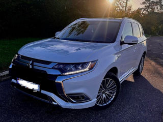 Mitsubishi Outlander foto 5