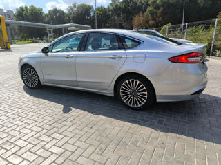 Ford Fusion foto 5