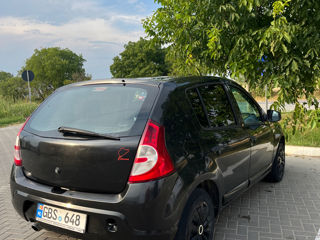 Dacia Sandero foto 3