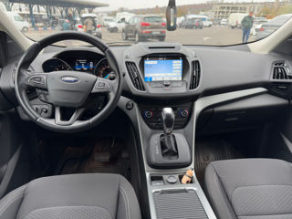 Ford Kuga foto 8