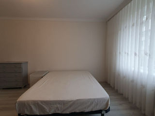 Apartament cu 1 cameră, 42 m², Botanica, Chișinău foto 2