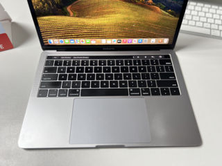 MacBook Pro 13, 2019 Touch Bar/ i7 8gen/ 16gb Ram/ 512gb SSD/ 238 cicluri (Credit 0%) foto 4