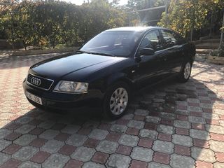 Audi A6 foto 1