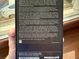 iPhone 11 Pro 256 GB Midnight Green foto 6