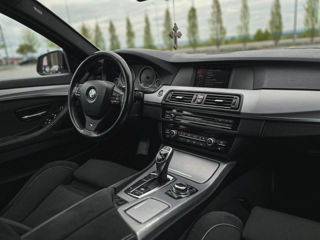 BMW 5 Series foto 9