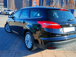 Ford Focus foto 3