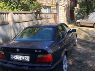 BMW 3 Series foto 5