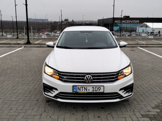 Volkswagen Passat CC foto 8