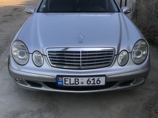 Mercedes E Class foto 6