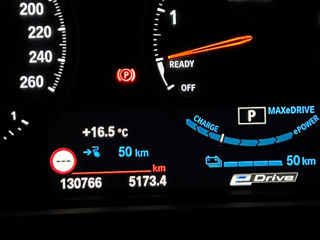 BMW X1 фото 8