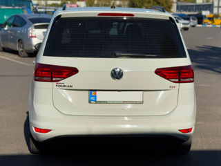 Volkswagen Touran foto 6