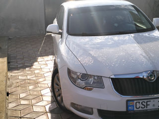 Skoda Superb foto 2