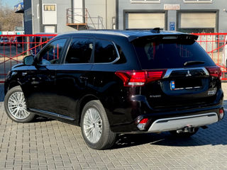 Mitsubishi Outlander foto 5