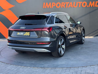 Audi e-tron foto 6