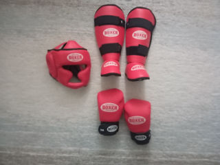 Echipament de kickboxing  foto 1