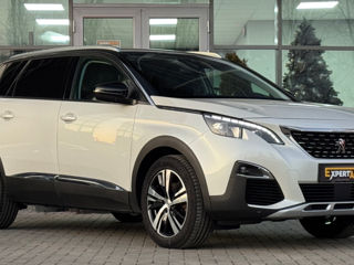 Peugeot 5008 foto 3