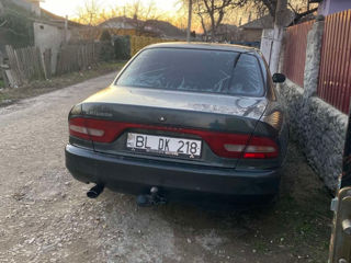 Mitsubishi Galant foto 2