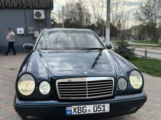 Mercedes E-Class, 1995