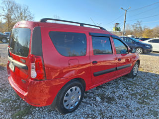 Dacia Logan foto 4