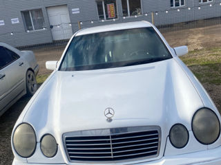 Mercedes E-Class