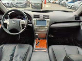 Toyota Camry foto 8