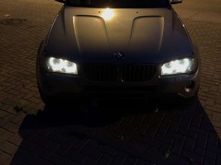 BMW X3 foto 2