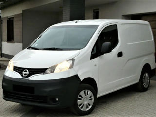 Nissan NV200 крыло