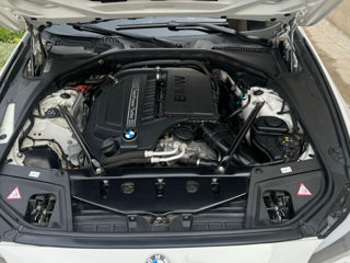 BMW 5 Series foto 9