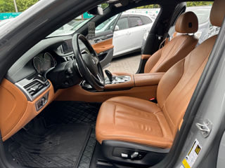 BMW 7 Series foto 7