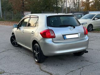 Toyota Auris foto 4