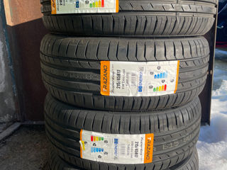 Anvelope vară 215/45 R17 foto 2