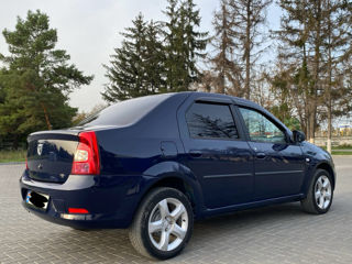 Dacia Logan foto 3