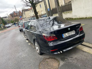 BMW 5 Series foto 5