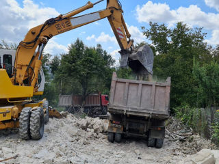 Demolări case, clădiri. foto 2