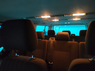 Volkswagen Caravelle foto 8