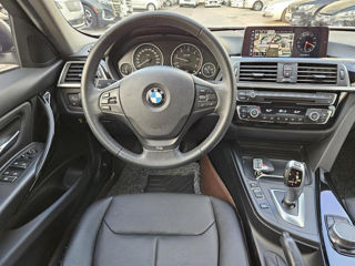 BMW 3 Series foto 8