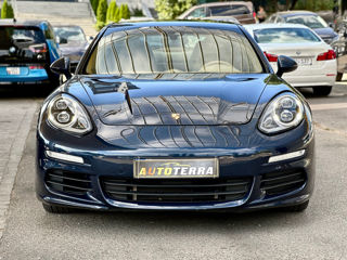 Porsche Panamera foto 2