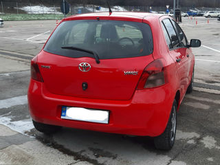 Toyota Yaris foto 5