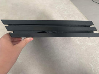 PlayStation 4 PRO foto 3