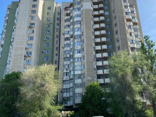 Apartament cu 2 camere, 55 m², Telecentru, Chișinău foto 2