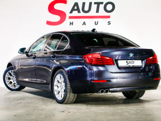 BMW 5 Series foto 5