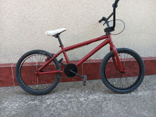 Vând BMX