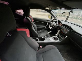 Toyota GT86 foto 5