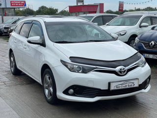 Toyota Auris foto 3